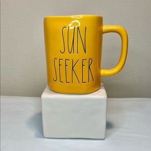 RAE DUNN SUN SEEKER FULL SIZE MUG